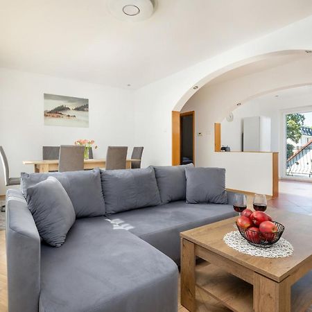 Bright & Spacious Family Apartment In Miedzyzdroje With Parking And 3 Balconies By Noclegi Renters Eksteriør bilde