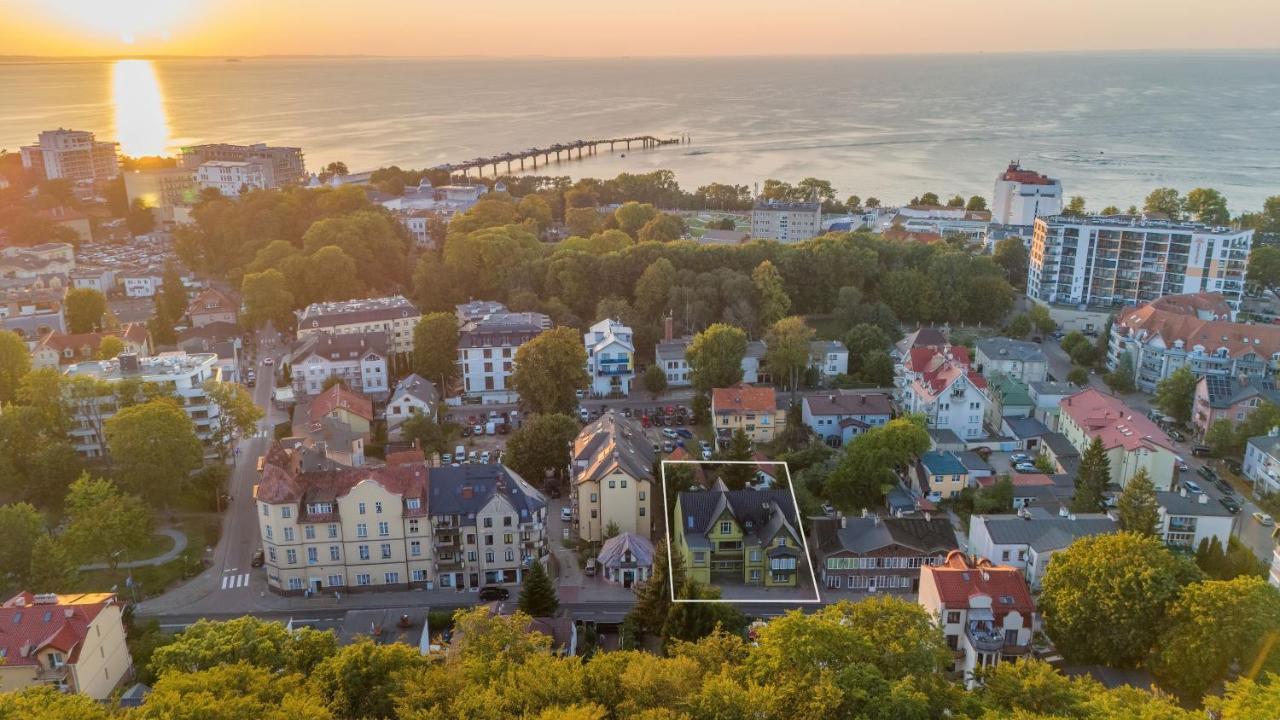 Bright & Spacious Family Apartment In Miedzyzdroje With Parking And 3 Balconies By Noclegi Renters Eksteriør bilde
